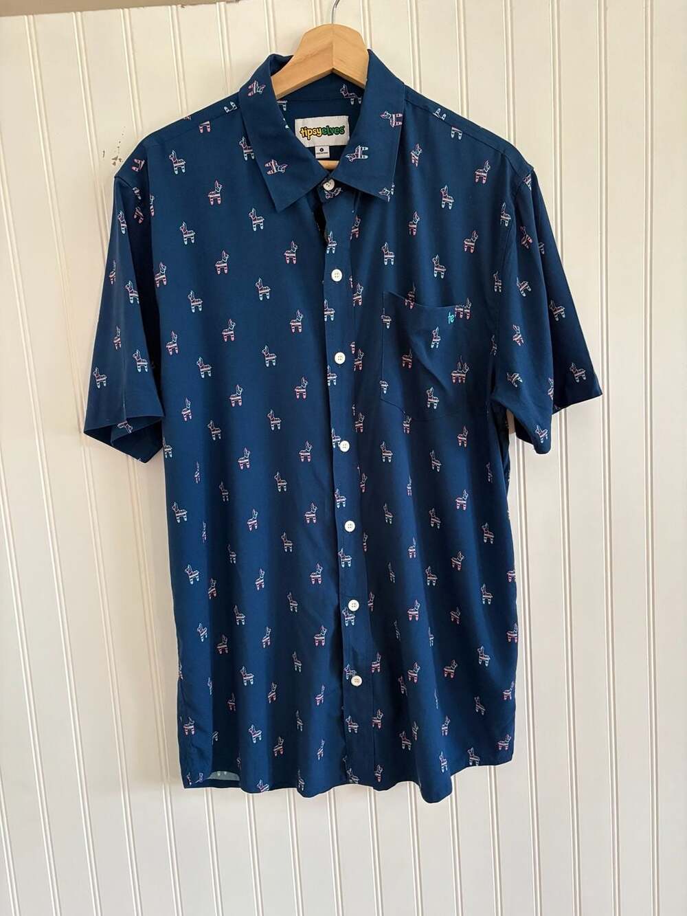 Fun Tipsy Elves Navy Piñata Print Short Sleeve Button Down Shirt Size L